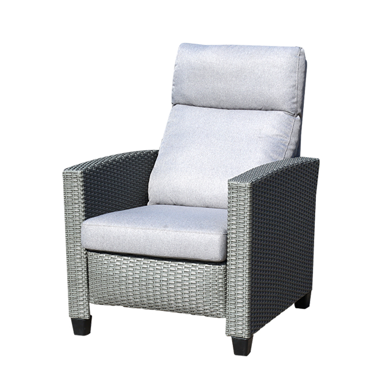 Push Back Function Unique Weaving Rattan Craft Single Recliner Sofa HW2002